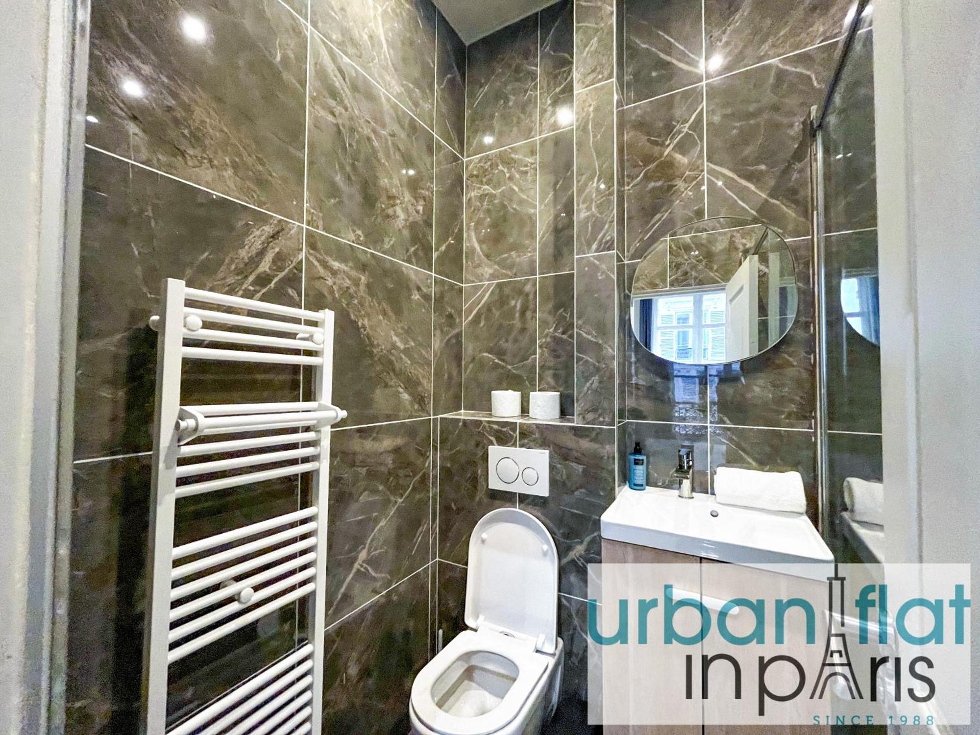 Urban Flat 63 - Beautiful 3 Bedroom Flat Champs-Elysees Paryż Zewnętrze zdjęcie