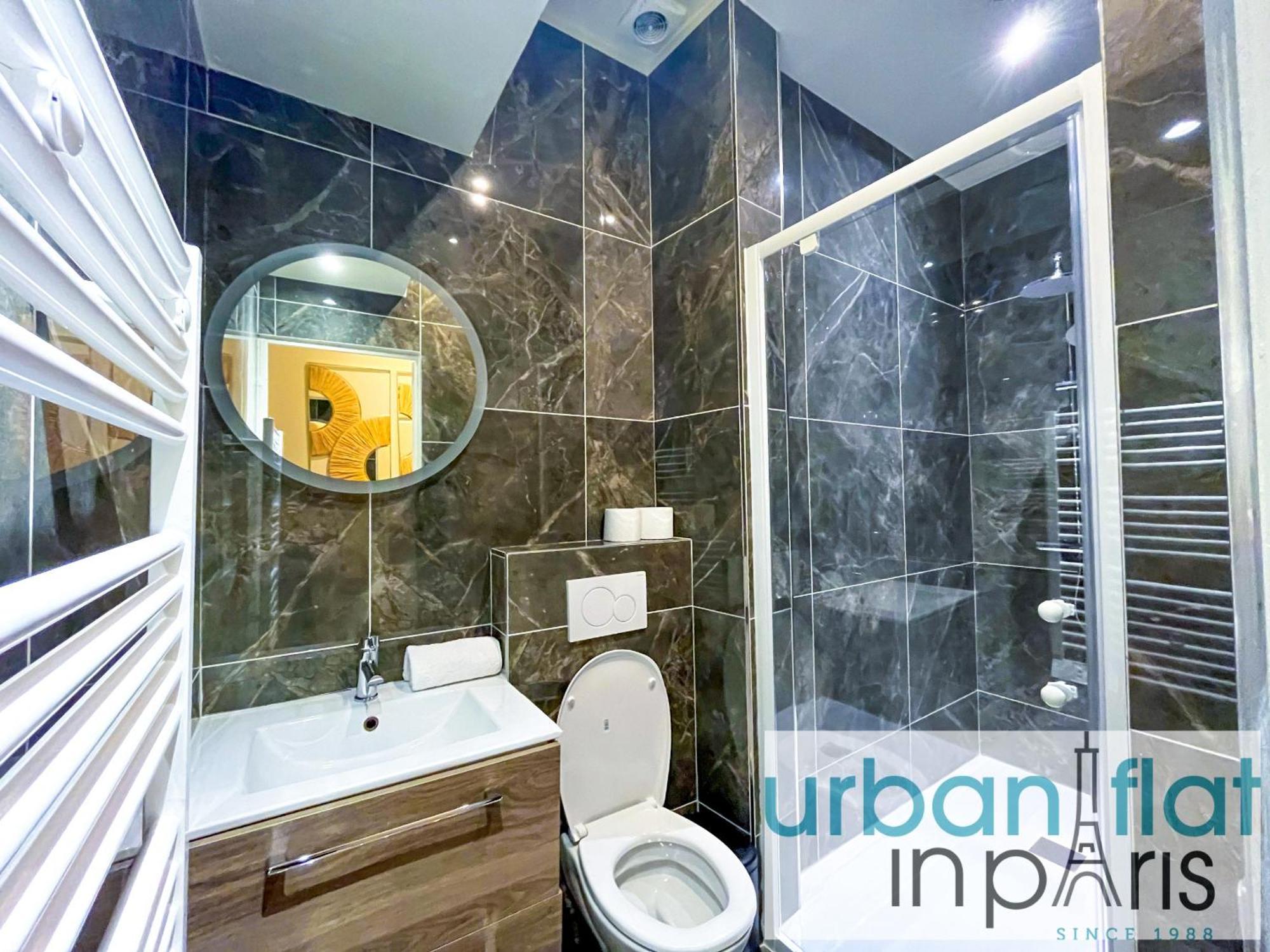 Urban Flat 63 - Beautiful 3 Bedroom Flat Champs-Elysees Paryż Zewnętrze zdjęcie